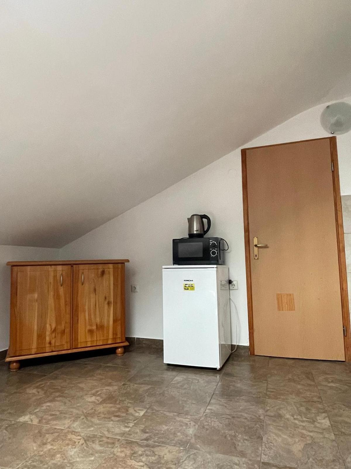 Dejan Apartment-Top Centar Pola Esterno foto