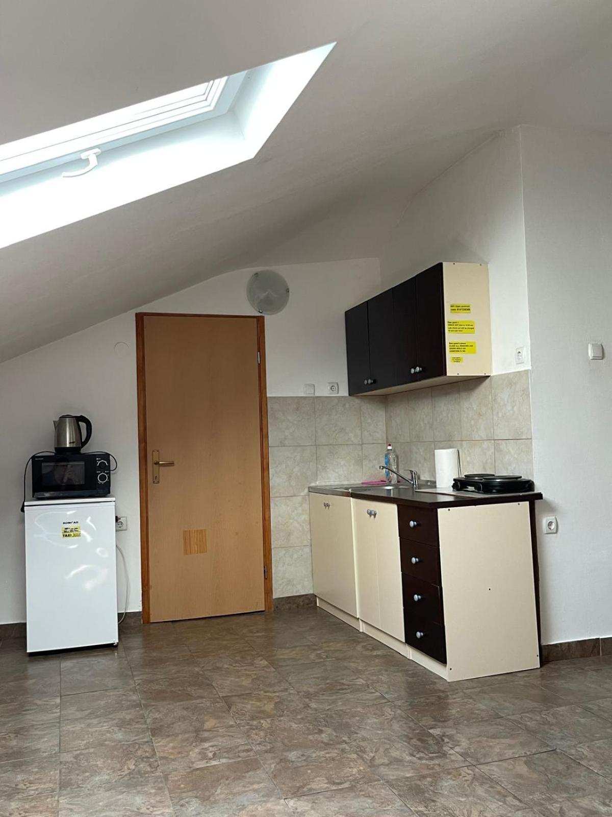 Dejan Apartment-Top Centar Pola Esterno foto
