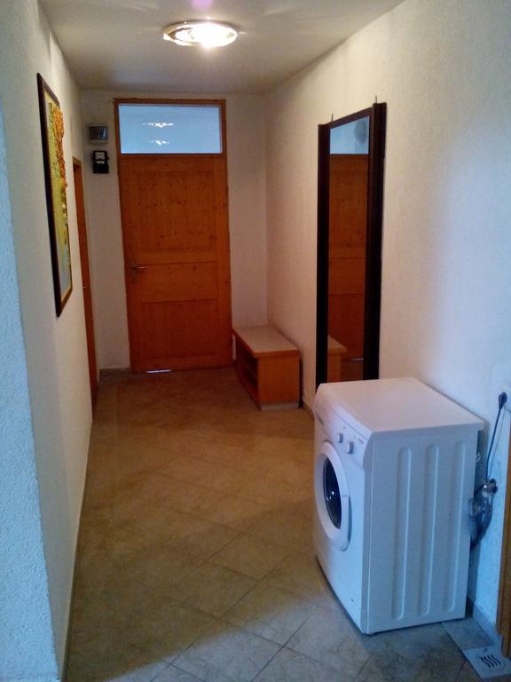 Dejan Apartment-Top Centar Pola Esterno foto